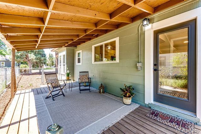 Building Photo - 2832 S Acoma St