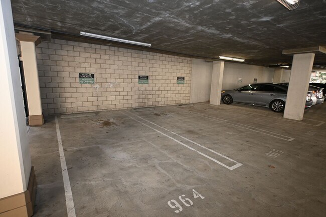 Building Photo - 3450 Watermarke Pl