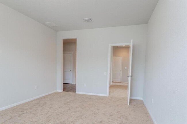 Building Photo - 14614 Frankel Loop