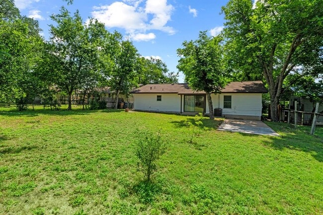 Building Photo - 5118 Waterbrook Dr