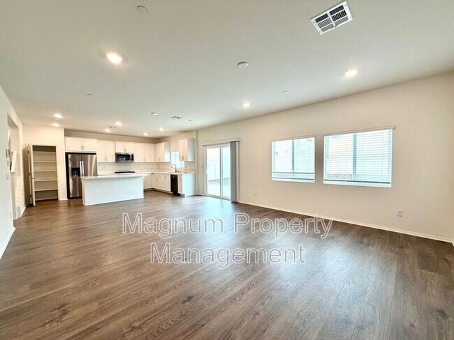 Building Photo - 31356 Sycamore Leaf Dr