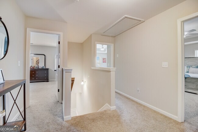 Building Photo - 1173 Gaines St