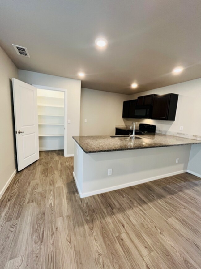 Building Photo - Bell Farms- 2420