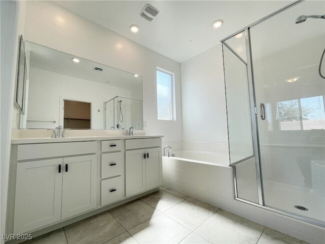 Building Photo - 3762 Neblina Dr