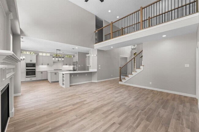 Building Photo - 6 Woodmere Pl