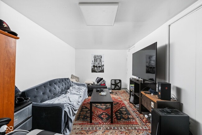 Building Photo - 1446 N Illinois St