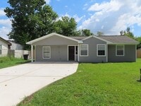 Building Photo - 705 Baca St