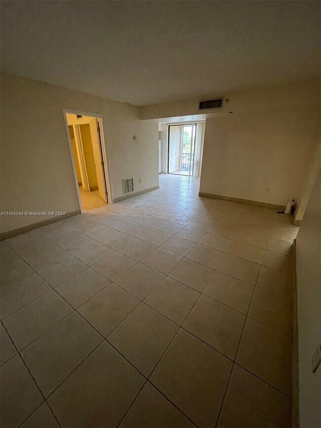 Building Photo - 8730 SW 133rd Avenue Rd