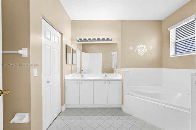 Building Photo - 22264 SW 93rd Ct