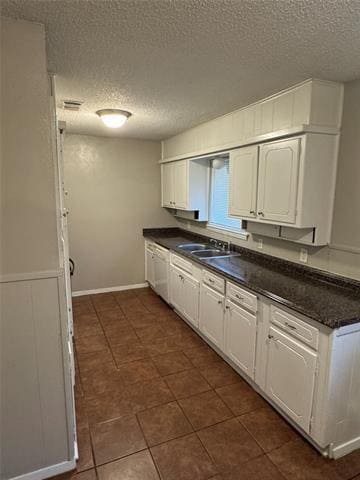 Building Photo - 5408 Greenwood Way