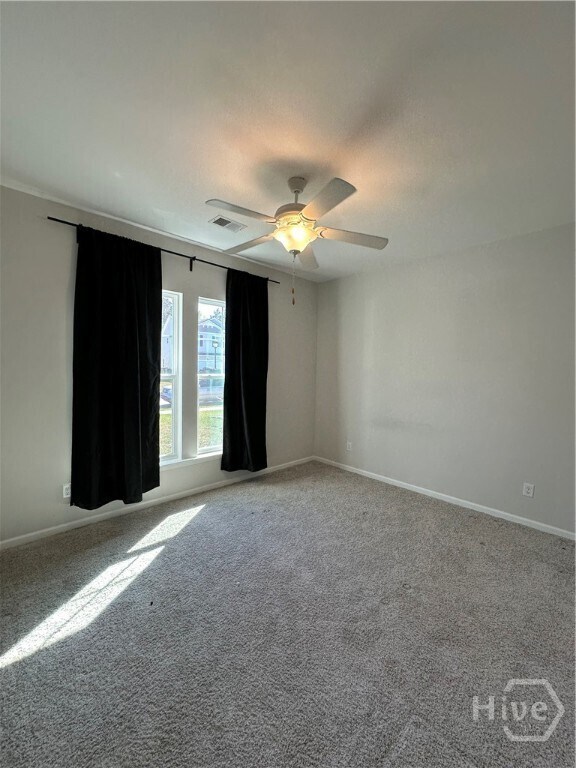 Building Photo - 124 Crystal Lake Dr