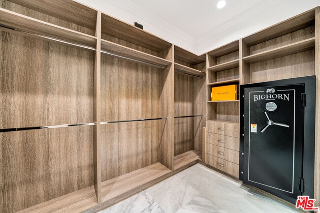 Building Photo - 19034 Ashurst Ln