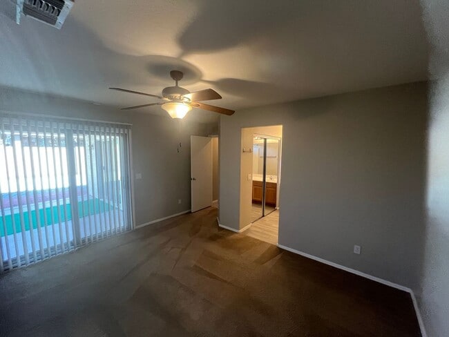 Building Photo - 86 N 238th Ln