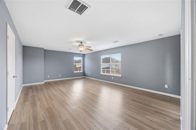 Building Photo - 8143 Sanders Forest Ct