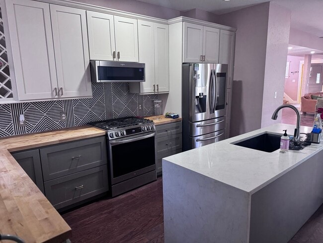 Building Photo - Private Room for Rent – $750/Month | All Utilities Included