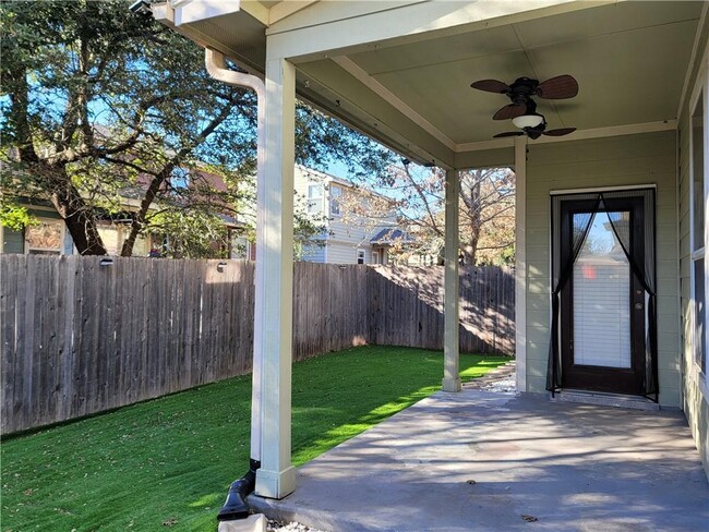 Building Photo - 8728 Wood Stork Dr