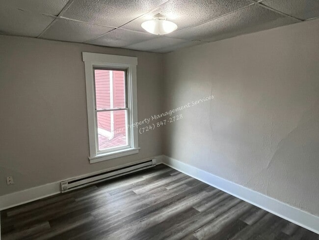 Building Photo - 1123 6th Ave