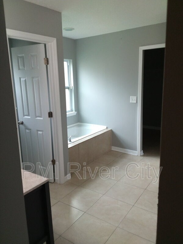 Building Photo - 818 Filmore Ln