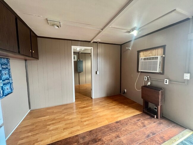 Building Photo - 2749 Wagon Trail Rd