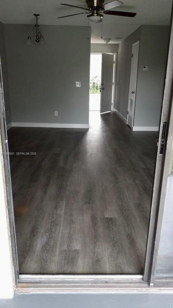 Building Photo - 617 Ixoria Ave