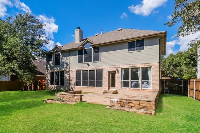 Building Photo - 6308 Clairmont Dr