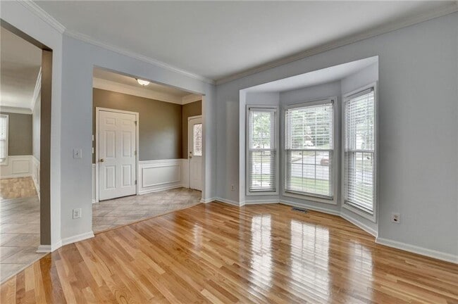 Building Photo - 2455 Kirkstone Dr