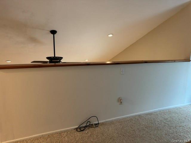Building Photo - 34 Candlestick Ct