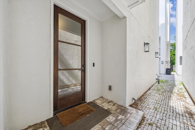 Building Photo - 2509 Dorrington St