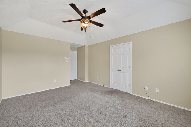 Building Photo - 5006 Mossy Bridge Dr