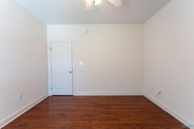 Building Photo - 112 Blanca Dr