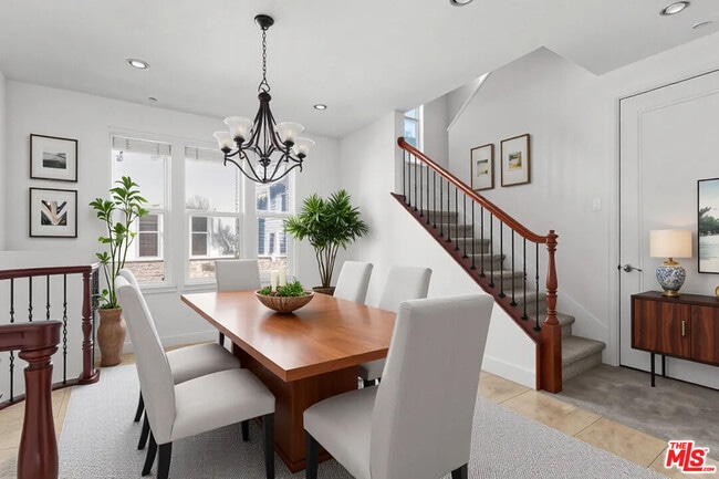 Building Photo - 6010 S Celedon Creek