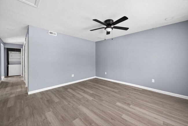 Building Photo - For Rent – 3 Bedroom Home | Section 8 Welcome