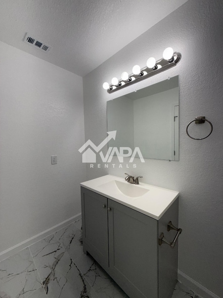 Building Photo - 7533 Foss Meadows