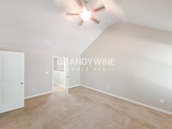 Building Photo - 1930 Old Dogwood