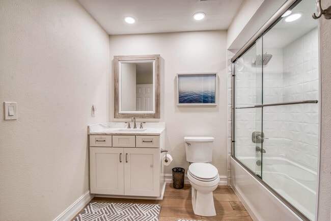 Building Photo - 779 Windermere Way