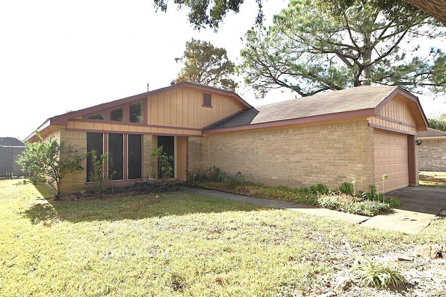 Building Photo - 10579 Twilight Moon Dr
