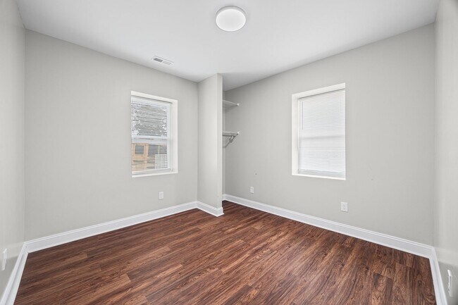 Building Photo - Super Cute, tastefully remodeled 3-Bed, 2-Bath home in Gastonia.