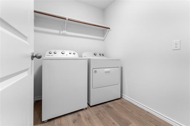 Building Photo - 1018 Stones Throw Dr