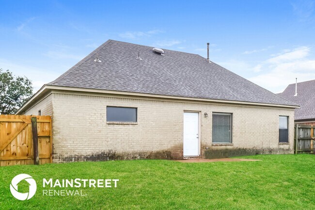 Building Photo - 5490 Mallard Park Blvd