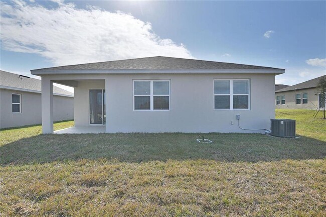 Building Photo - 830 Ballantyne Dr