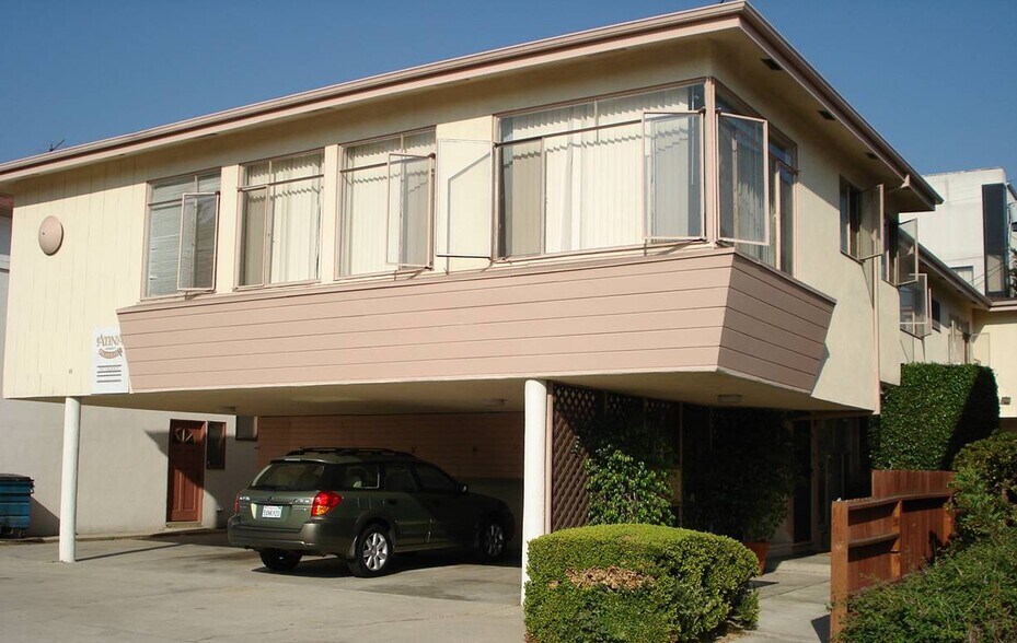 Building Photo - 1064 S Wooster St