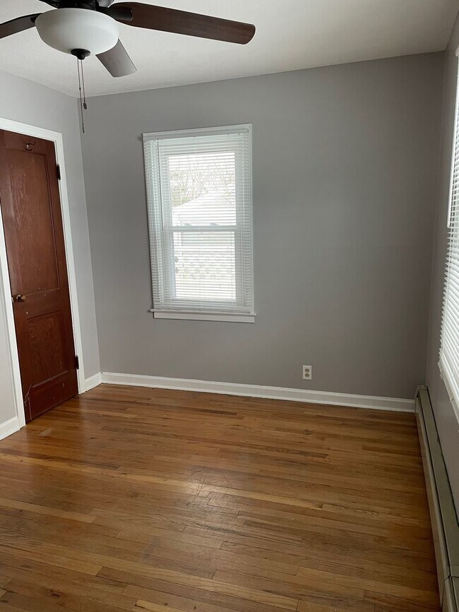 Building Photo - 3 Bed, 1 Bath- Ranch, Liverpool-Galeville