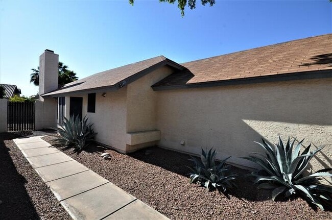 Building Photo - 5238 W Jupiter Way N