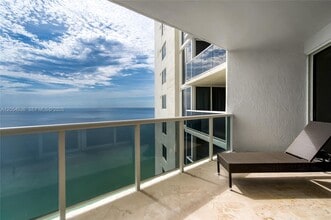 Building Photo - 19111 Collins Ave
