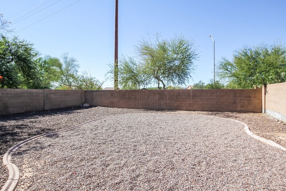 Building Photo - 25832 N 66th Dr
