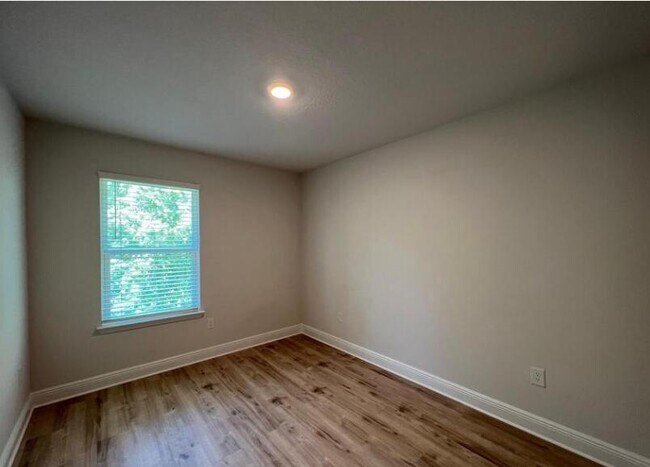 Building Photo - 44 Sandhill Pines Dr