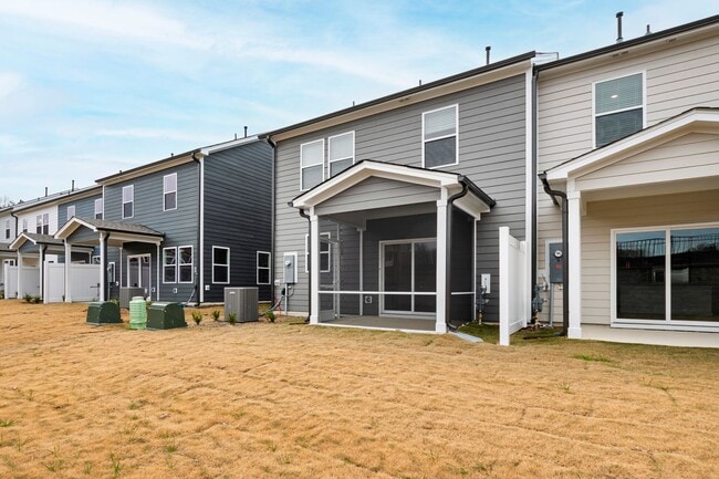 Building Photo - Chic End-Unit Townhome in Forestville Station!