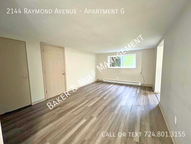 Building Photo - 2144 Raymond Ave