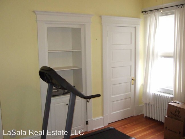 Building Photo - 173-175 Whitman Ave