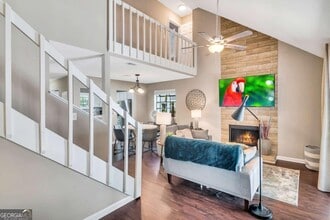 Building Photo - 1114 Falling Water Dr